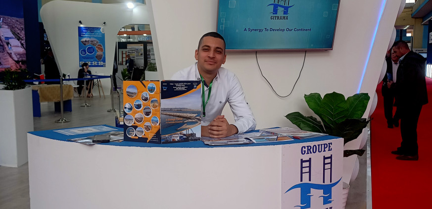 Visite du Ministre des Travaux Publics au stand du groupe GITRAMA et mise en avant de la participation active d'ALDIPH